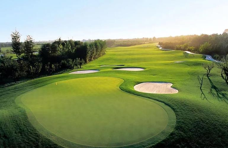 Campo de golf (2).jpeg