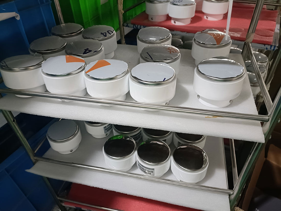 Proveedores de pluviómetros piezoeléctricos.jpg