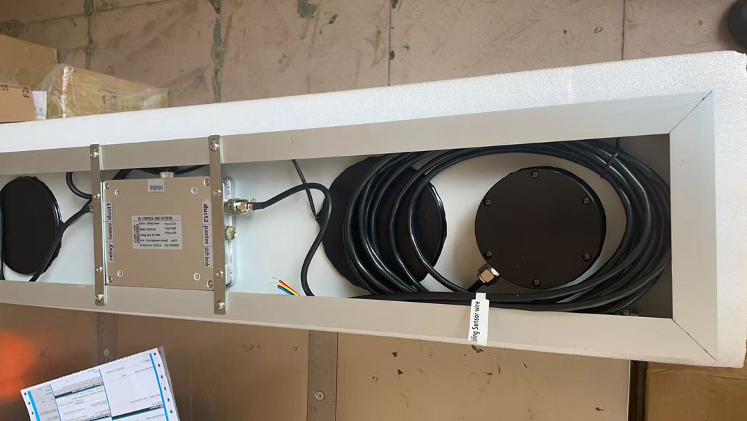 Instrumento de control del polvo solar (sensor de suciedad).jpg